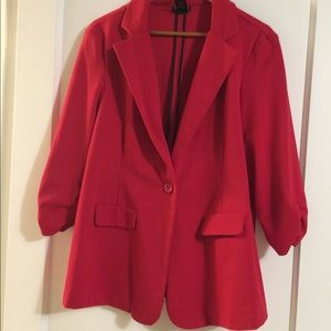 Cute and comfortable blazer.